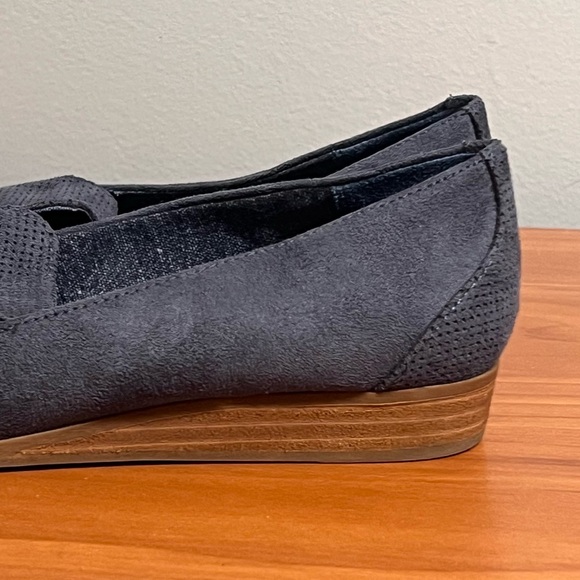Dr. Scholl's Womens Dawned Navy Wedge Foam Cushioned Loafer Size 6.5 - Picture 3 of 8